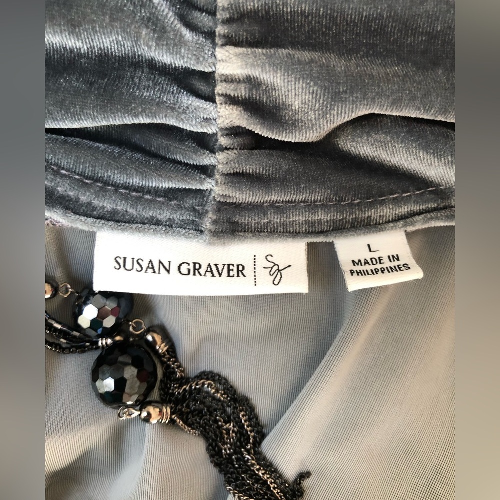 Susan Graver Grey Luxe Velvet Cardigan & Tank Set Size Large - Picture 9 of 10